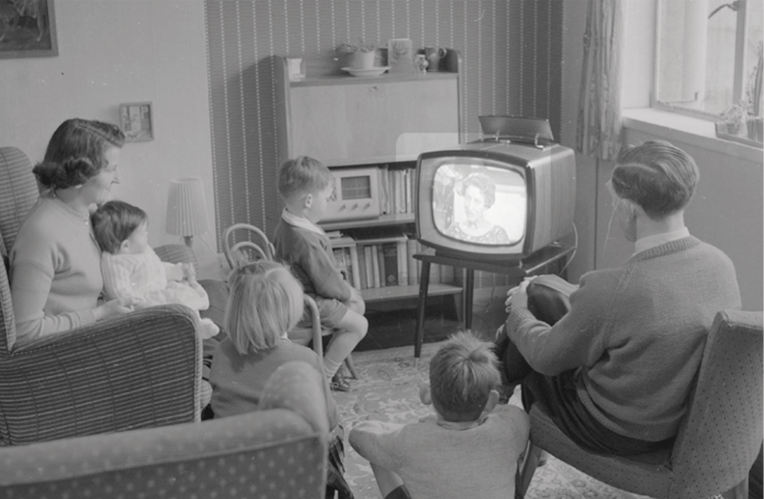 postwar-1950s-Family-blank-lo-res